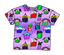 Load image into Gallery viewer, Junipers Cupcake Friends Oversized Tee