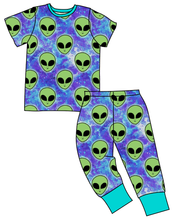 Load image into Gallery viewer, Green Aliens Basic Loungewear Set