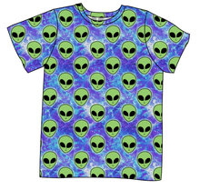 Load image into Gallery viewer, Green Aliens Mens&#39; Tee