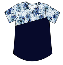 Load image into Gallery viewer, Winter Floral Ladies&#39; Relaxed Tee