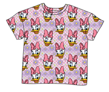 Load image into Gallery viewer, Daisy Check Ladies&#39; Oversized Tee