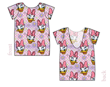 Load image into Gallery viewer, Daisy Check Low Back Ballerina Tee