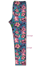 Load image into Gallery viewer, Floral Alien Basic Leggings