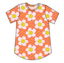 Load image into Gallery viewer, Smiley Flowers Kids&#39; Relaxed Tee