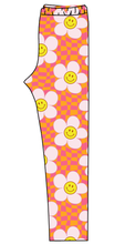 Load image into Gallery viewer, Smiley Flowers Ladies&#39; Lounge Leggings