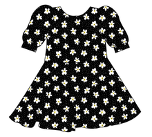 Load image into Gallery viewer, Daisy Dots Prairie Dress