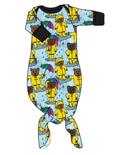 Load image into Gallery viewer, Bears in Boots Newborn Knotted Gown