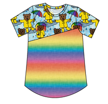 Load image into Gallery viewer, Bears in Boots Kids' Relaxed Tee