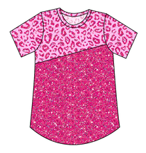 Load image into Gallery viewer, Pink Glitter Leopard Ladies' Relaxed Tee