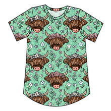 Load image into Gallery viewer, Highland Cows Kids' Relaxed Tee