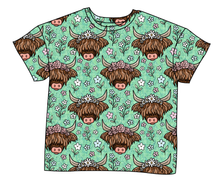 Load image into Gallery viewer, Highland Cows Ladies' Oversized Tee
