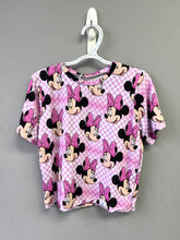 Load image into Gallery viewer, RTS Minnie Check Cropped Basic Tee