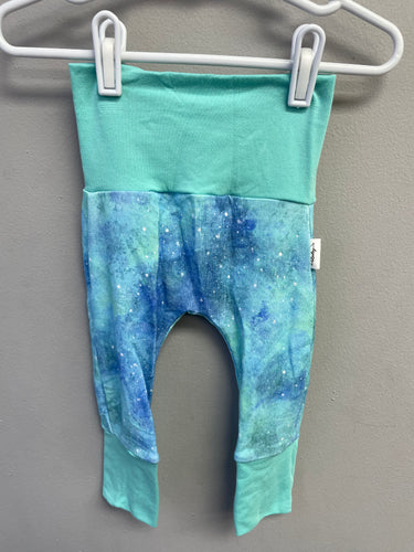 RTS Freezing Flurries Grow With Me Pants