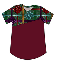 Load image into Gallery viewer, Gift Bows Ladies' Relaxed Tee