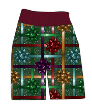 Load image into Gallery viewer, Gift Bows Mens' Joggers and Jogger Shorts