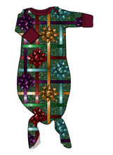 Load image into Gallery viewer, Gift Bows Newborn Knotted Gown