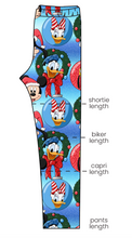Load image into Gallery viewer, Mouse Friends Holiday Basic Leggings