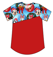 Load image into Gallery viewer, Mouse Friends Holiday Kids' Relaxed Tee